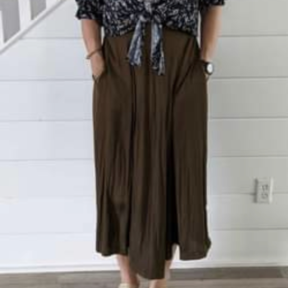 Carly Jean Los Angeles pants